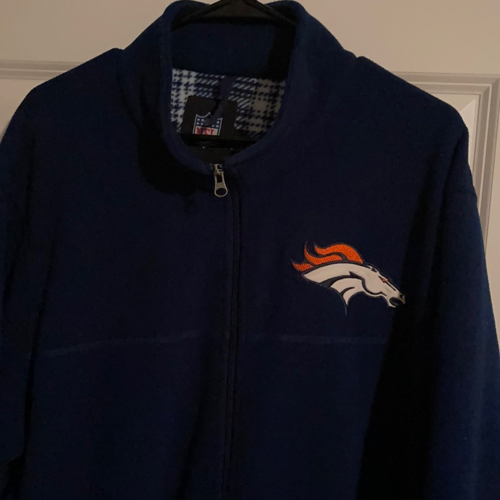 Men’s sz XL NFL Broncos fleece zip up sweatshirt